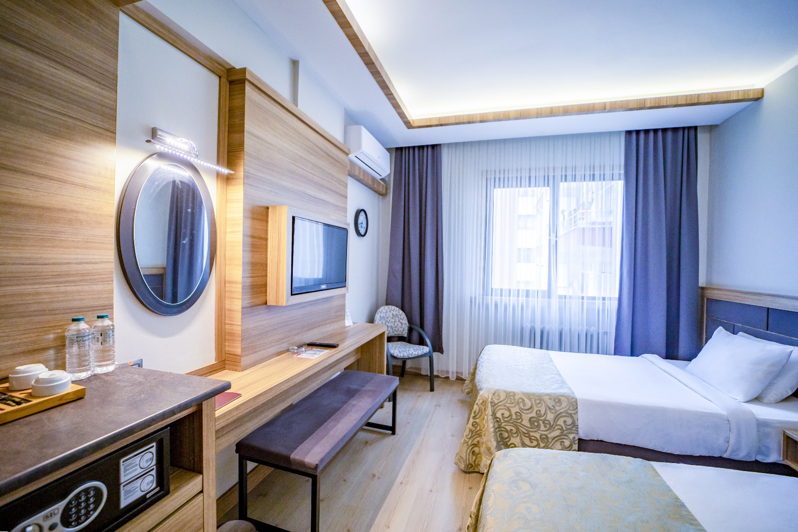 Twin Room 5